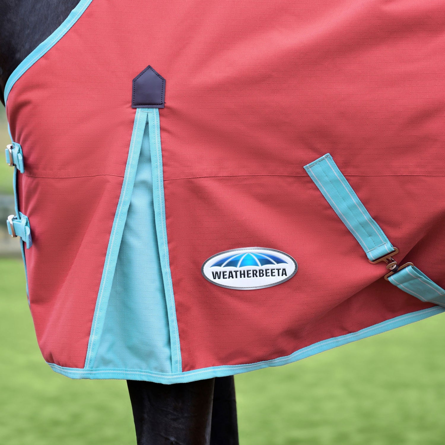 Weatherbeeta Comfitec Essential Standard Neck Lite Plus #colour_red-blue-beige