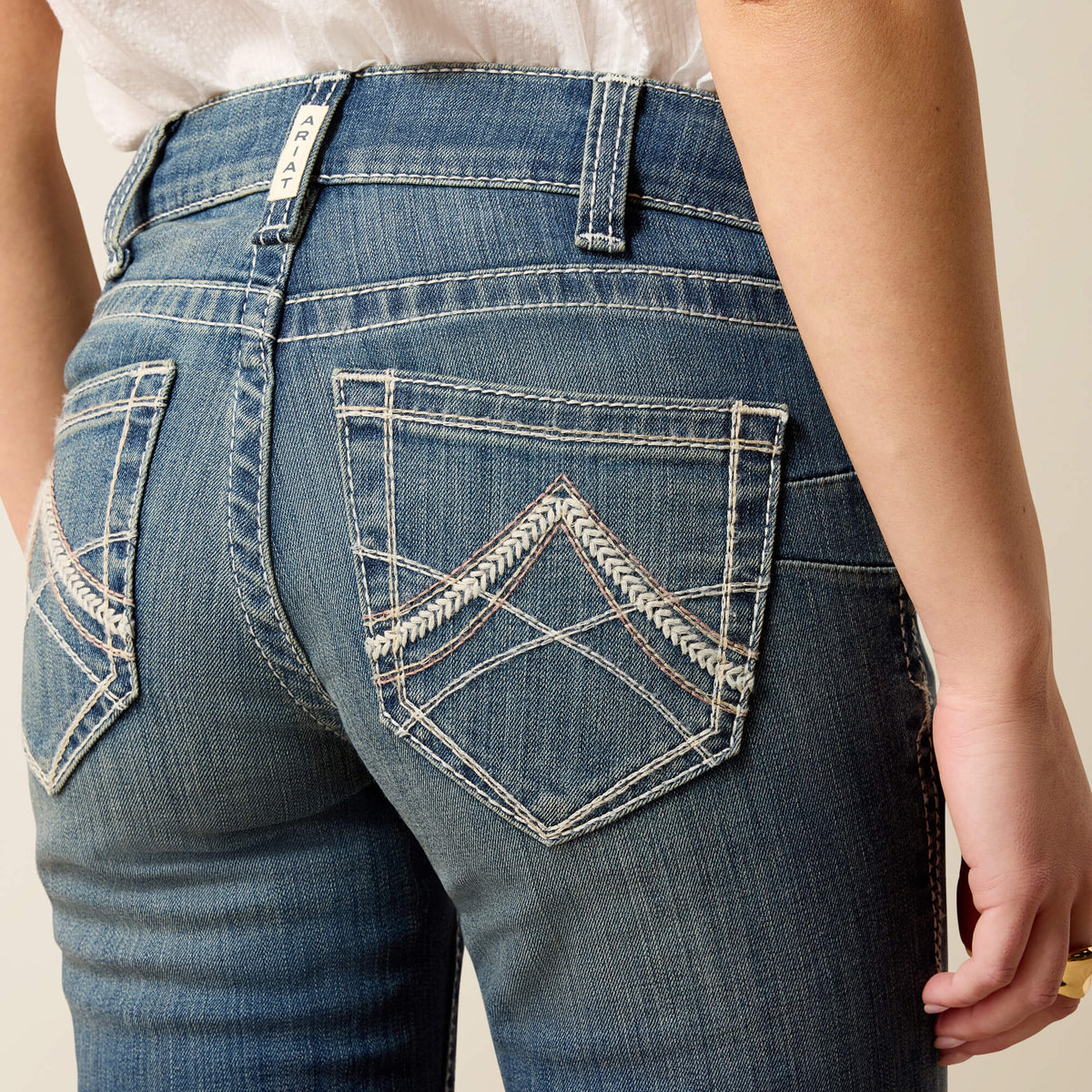 Ariat Women's Mid Rise Icon Straight Leg Jeans