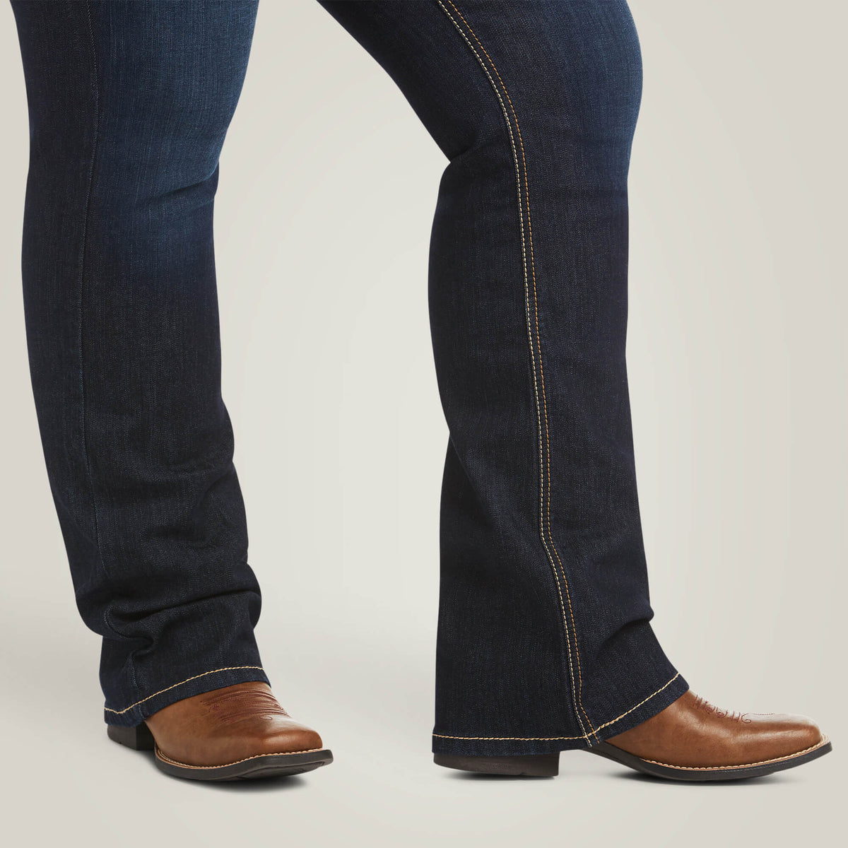 Ariat Women's R.E.A.L. Mid Rise Arrow Fit Jocelyn Boot Cut Jean