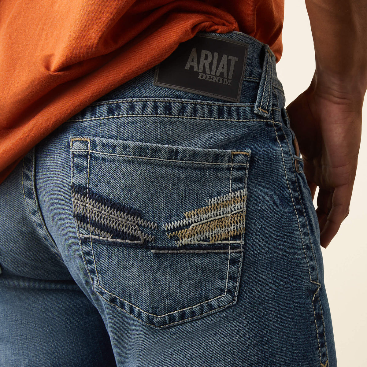 Ariat Men's M8 Modern Williams Slim Leg Jean