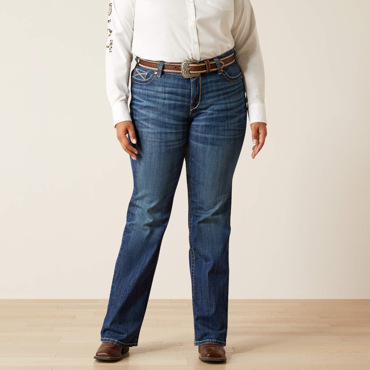 Ariat Women's R.E.A.L. Mid Rise Everlee Straight Jean