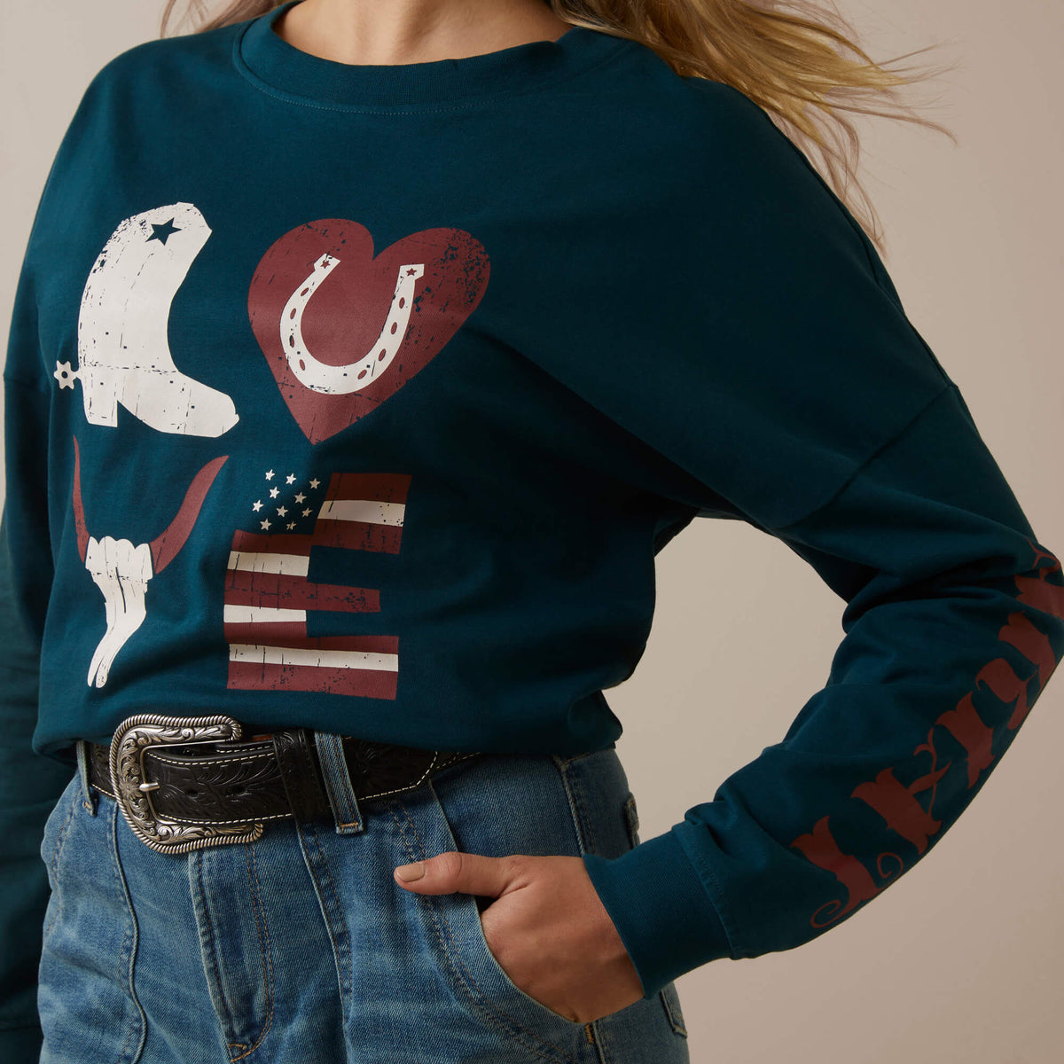 Ariat Women's Love Oversized Tee