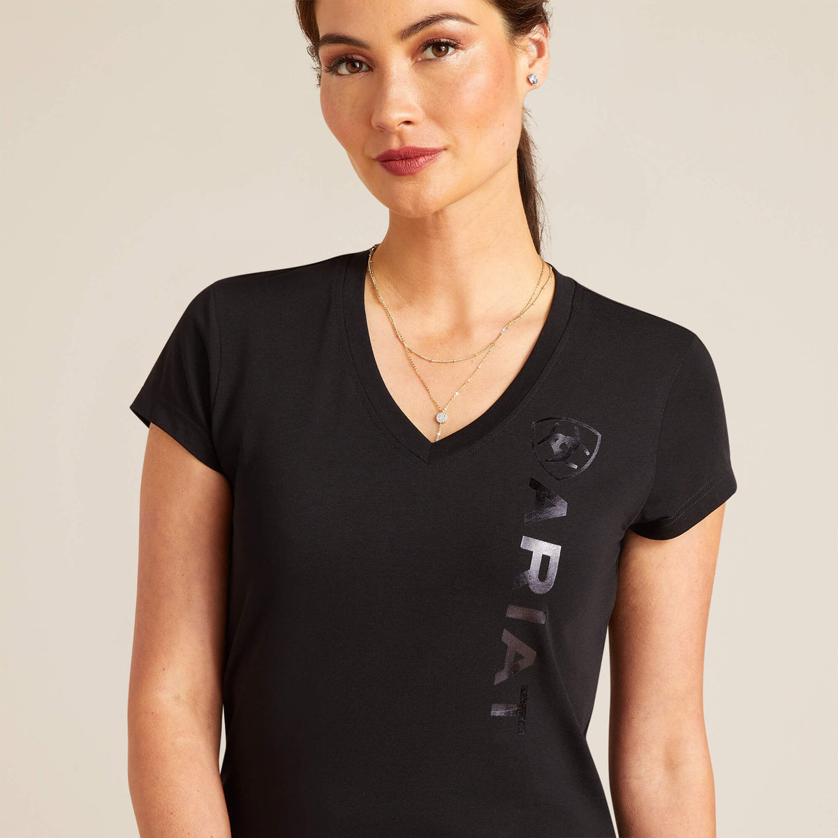 Ariat Women's Vertical Logo V T-Shirt