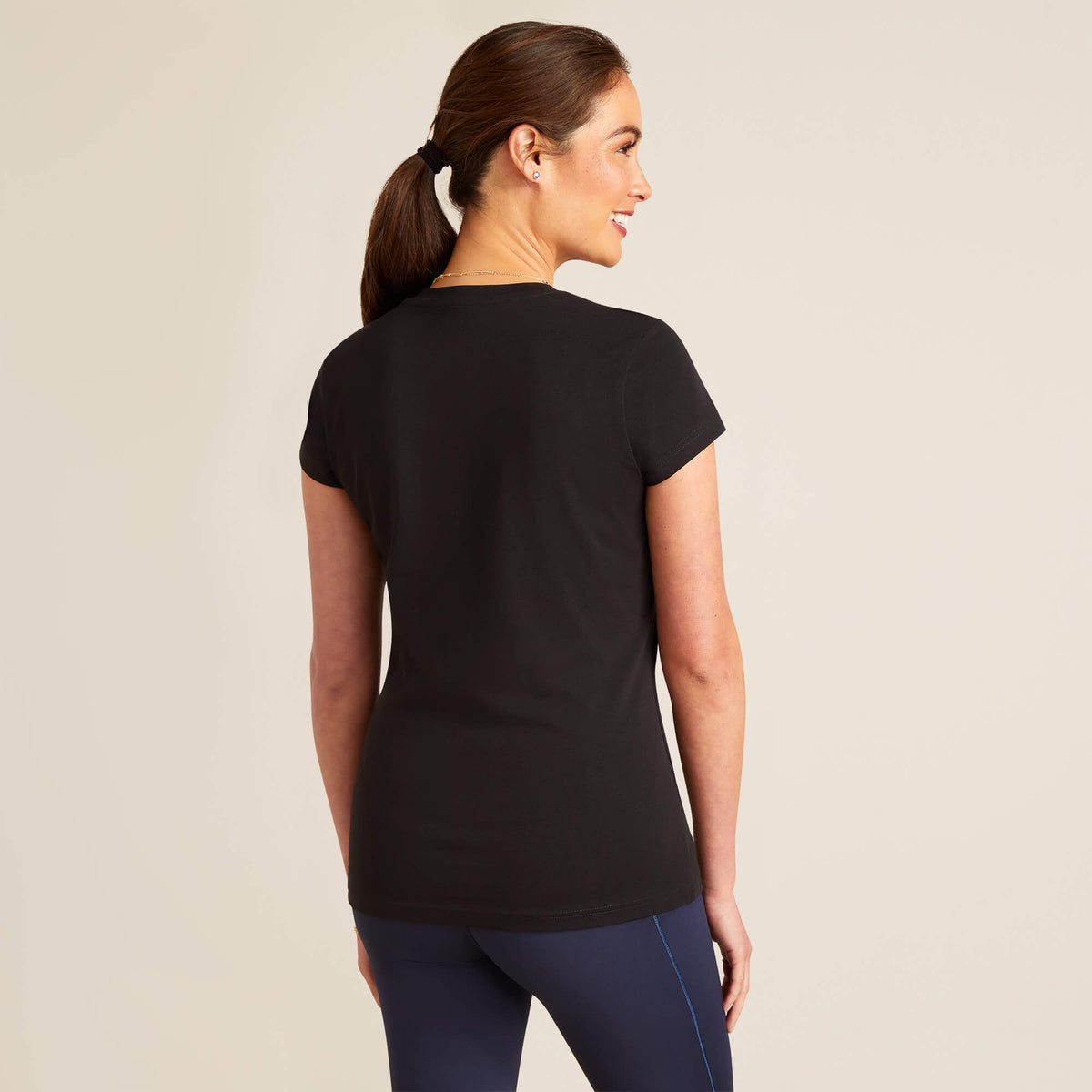 Ariat Women's Vertical Logo V T-Shirt