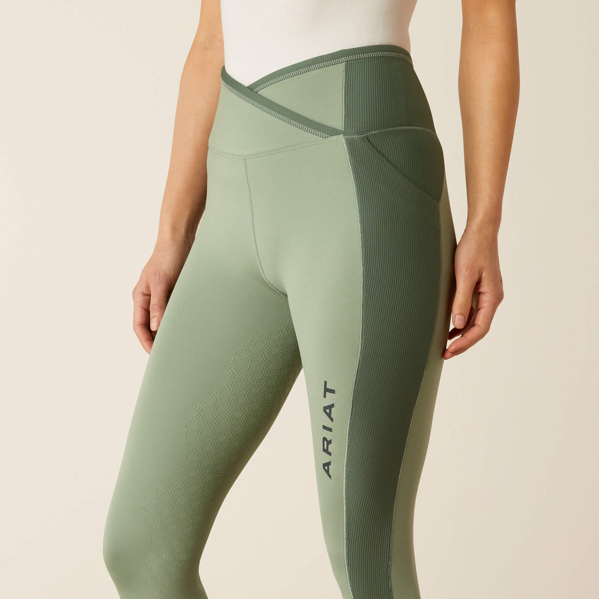 Ariat Women's Eos Chic Half Grip Tight