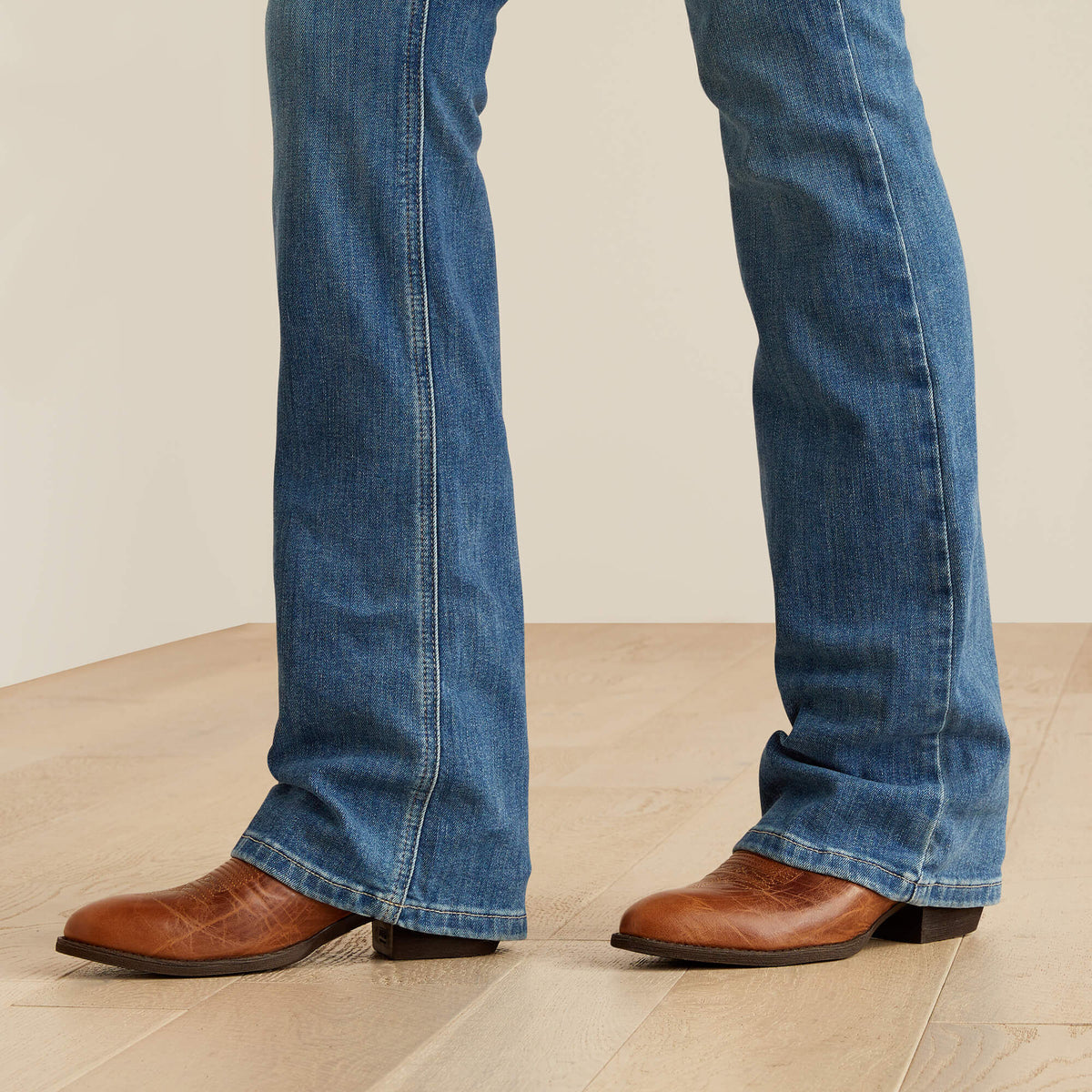 Ariat Women's Arrow Fit PR Lili Boot Cut