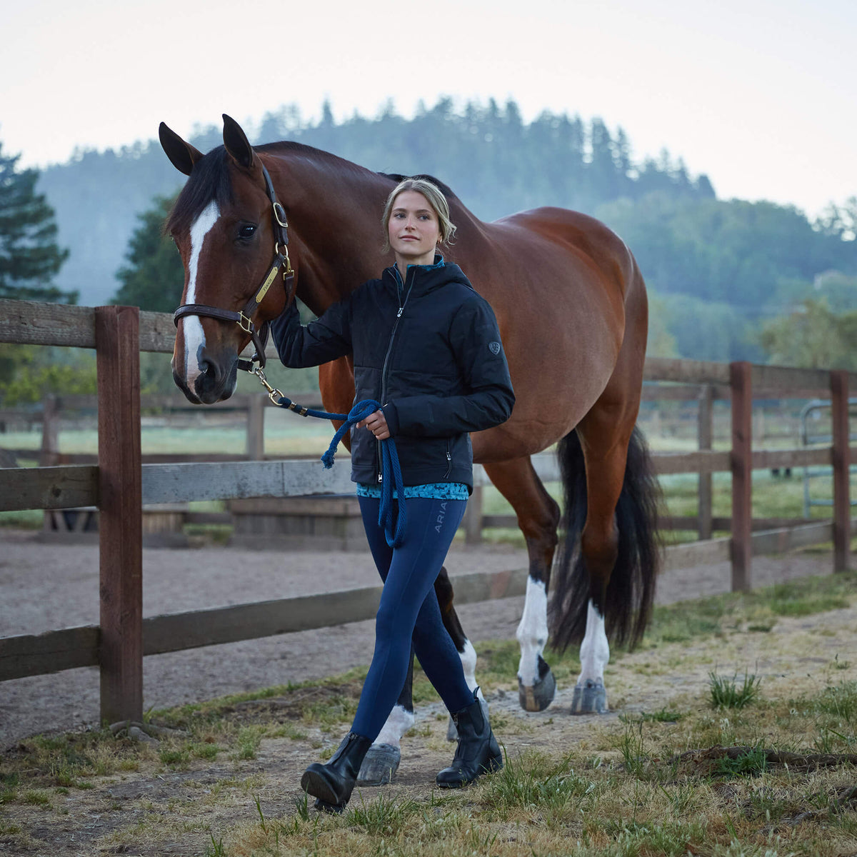 Ariat Women's Avail 2.0 Half Grip Tight
