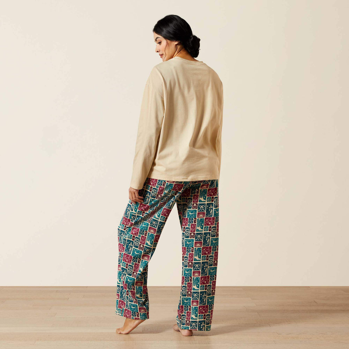 Ariat Women's Dreams Pajama Set