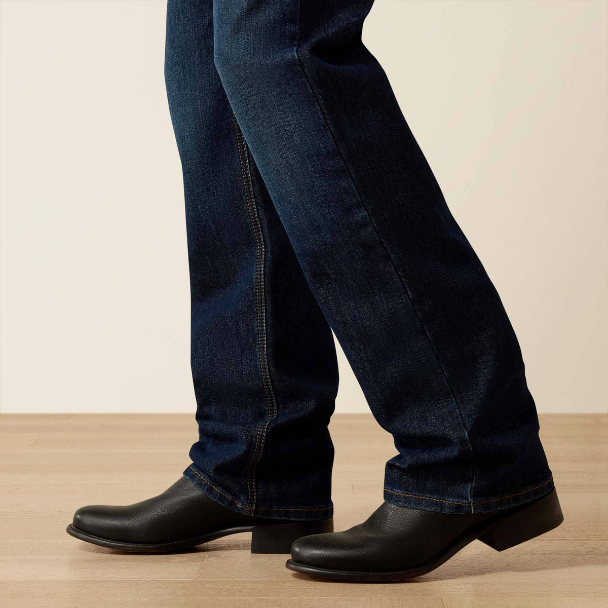 Ariat Men's M4 Relaxed Darian Boot Cut Jeans