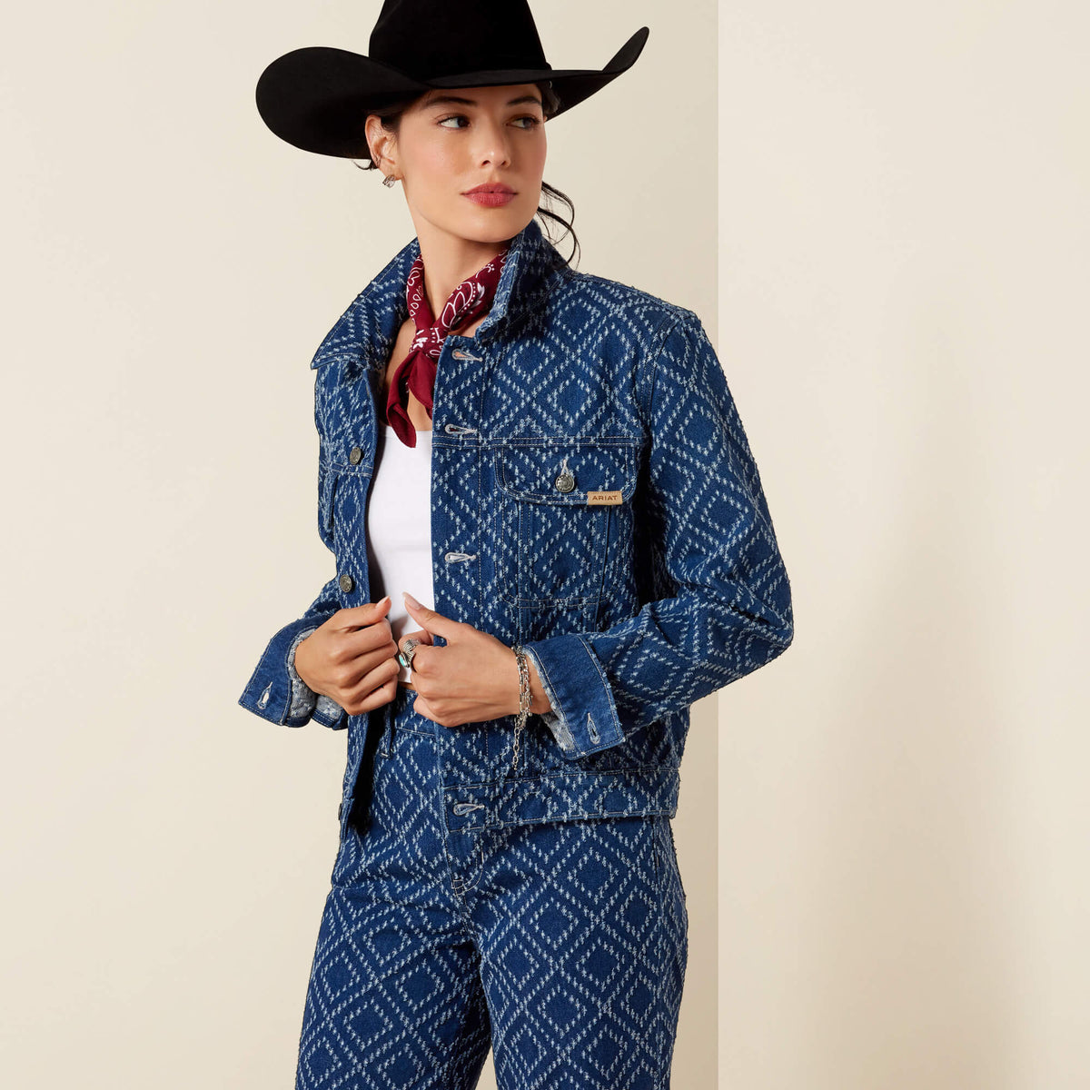 Ariat Women's Boxy Crop Jacket