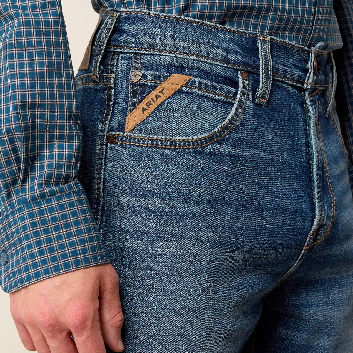Ariat Men's M7 Slim Garth Classic Rise Straight Leg Jeans