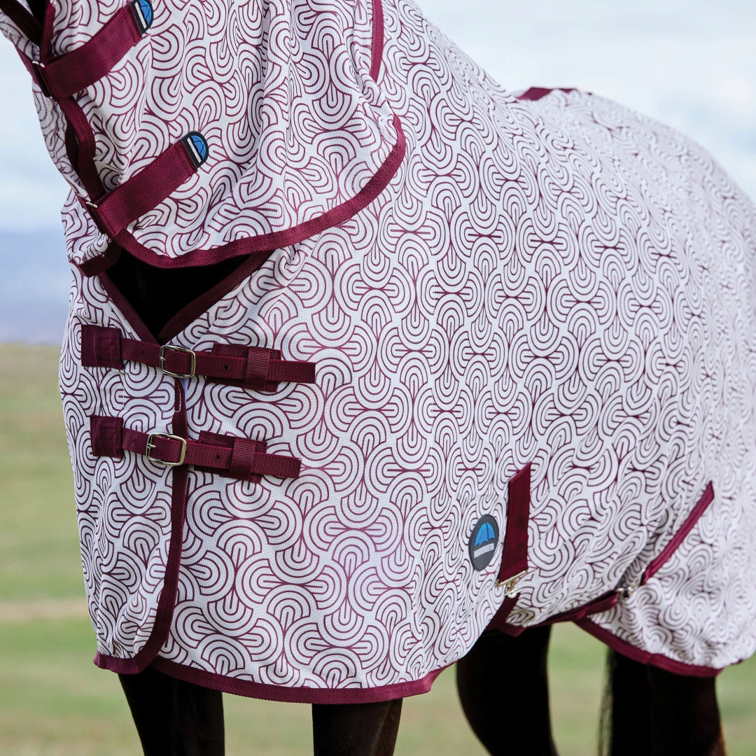 Weatherbeeta Comfitec Limited Edition Fly Sheet Combo #colour_white-burgundy-bit-print