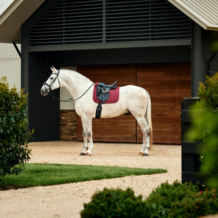 Weatherbeeta Suede Elite Air-Tec Dressage Saddle Pad #colour_burgundy