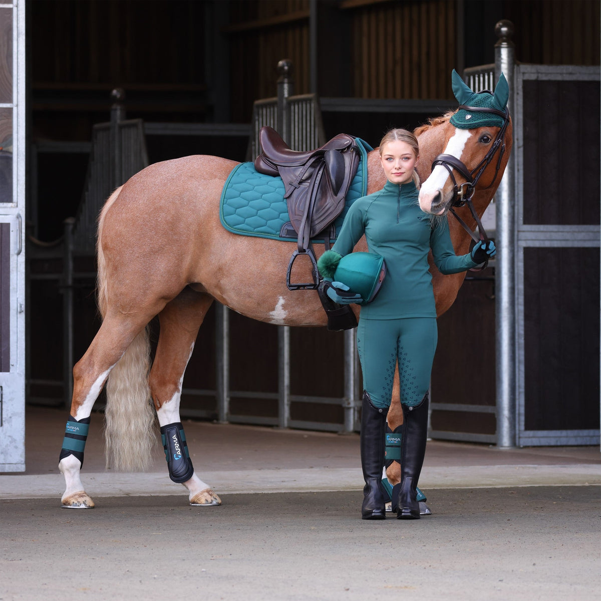 Shires Aubrion Eltar Base Layer