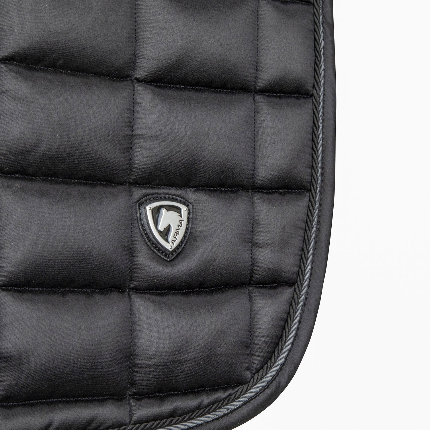 Shires ARMA Eltar Satin Saddlecloth #colour_black