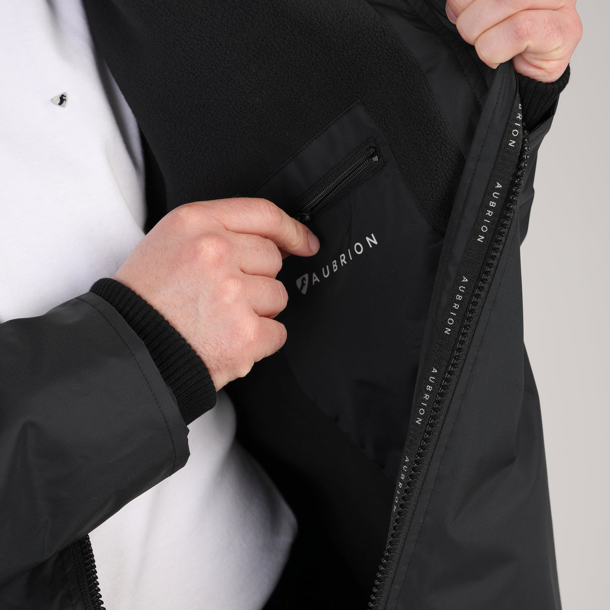 Shires Aubrion Original All Weather Robe - Unisex #colour_black