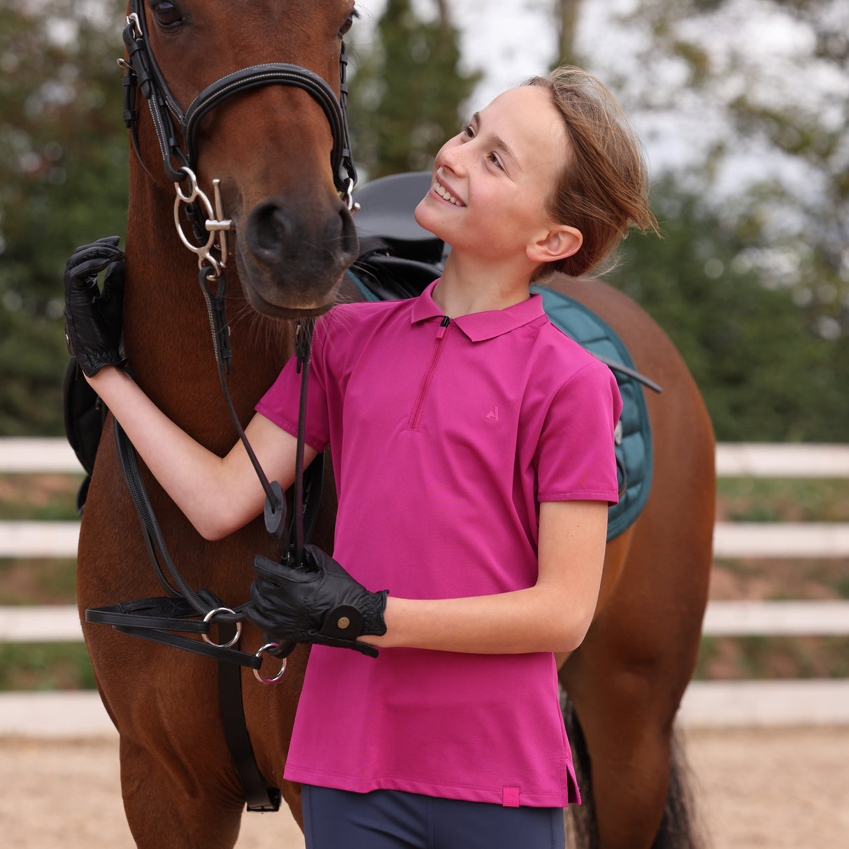 Shires Aubrion Young Rider React Tech Polo #colour_fuchsia