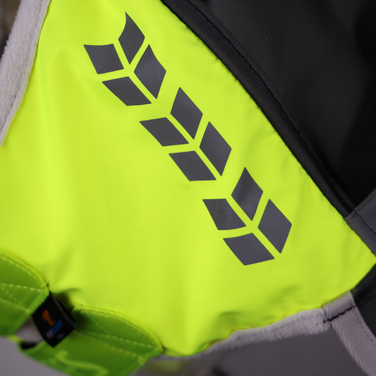 Shires FlyGuard Pro Hi-Viz Fine Mesh Fly Mask with Ears & Nose
