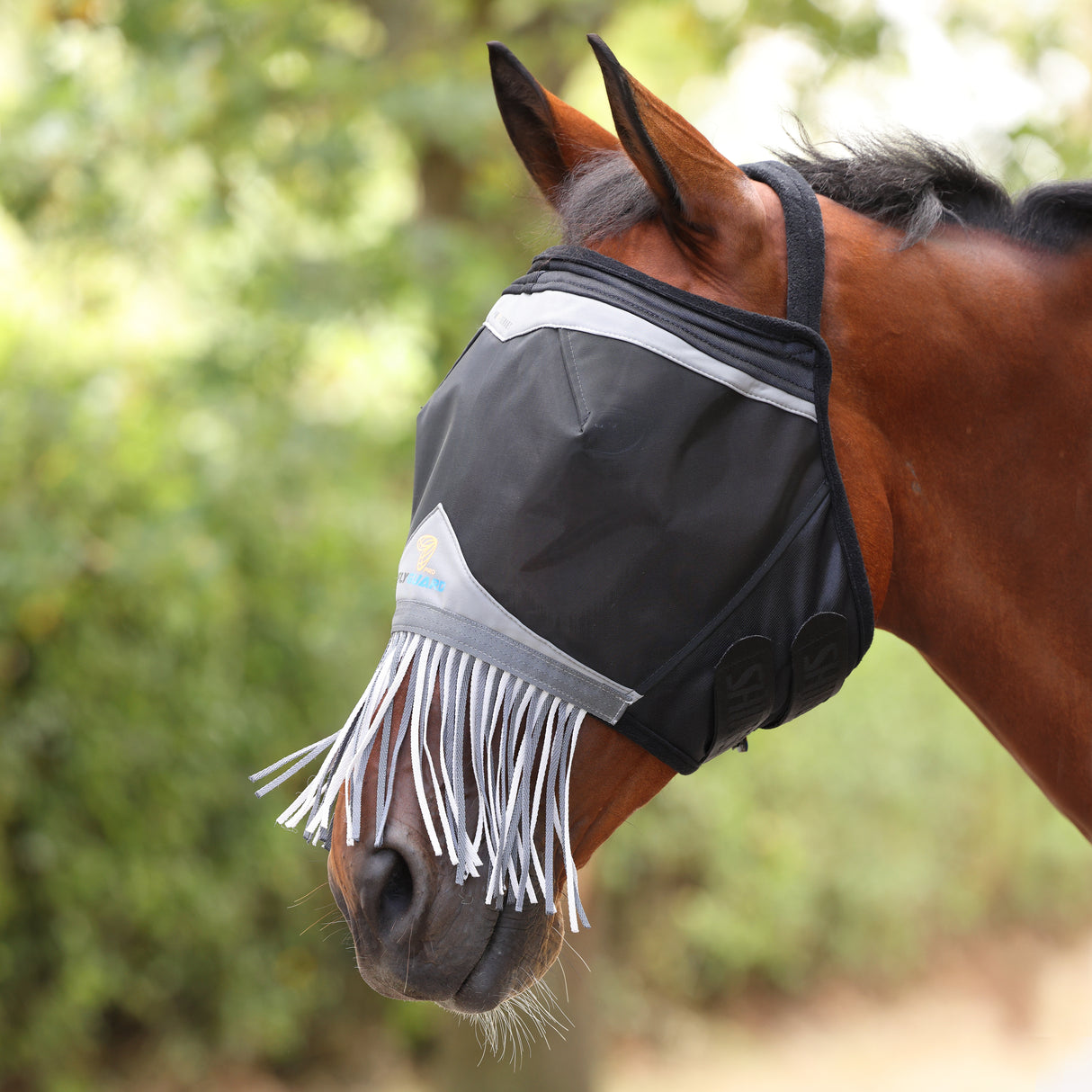 Shires FlyGuard Pro Fine Mesh Fly Mask Earless & Nose Fringe #colour_jet