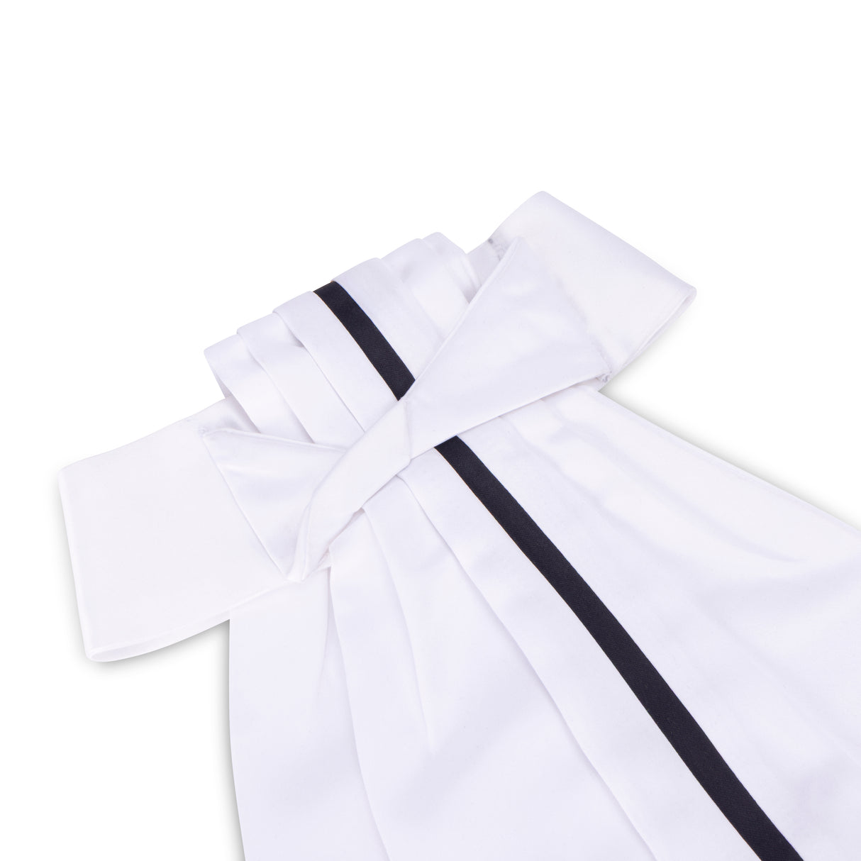 Shires Aubrion Hampton Ready Tied Stock #colour_black