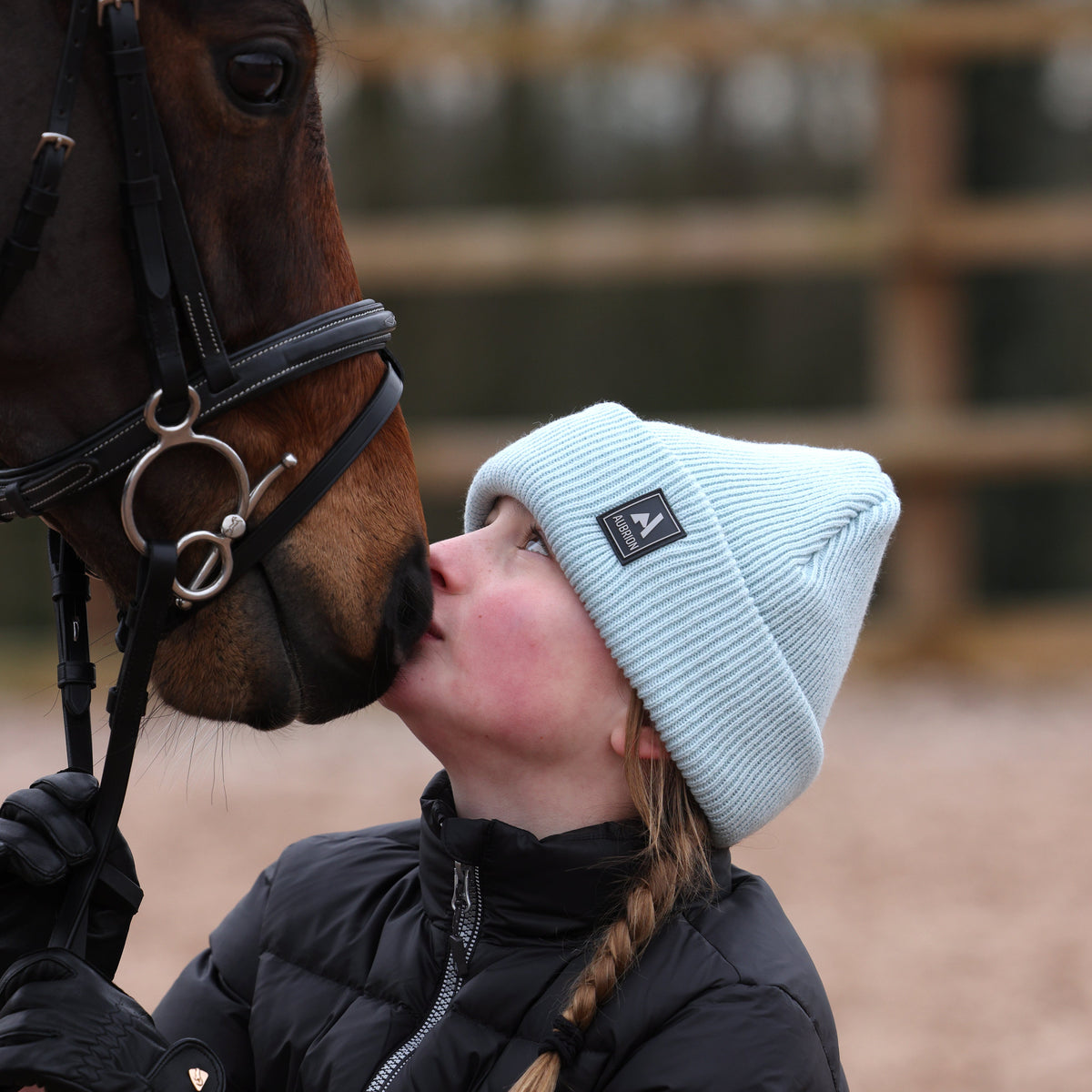 Shires Aubrion React Beanie