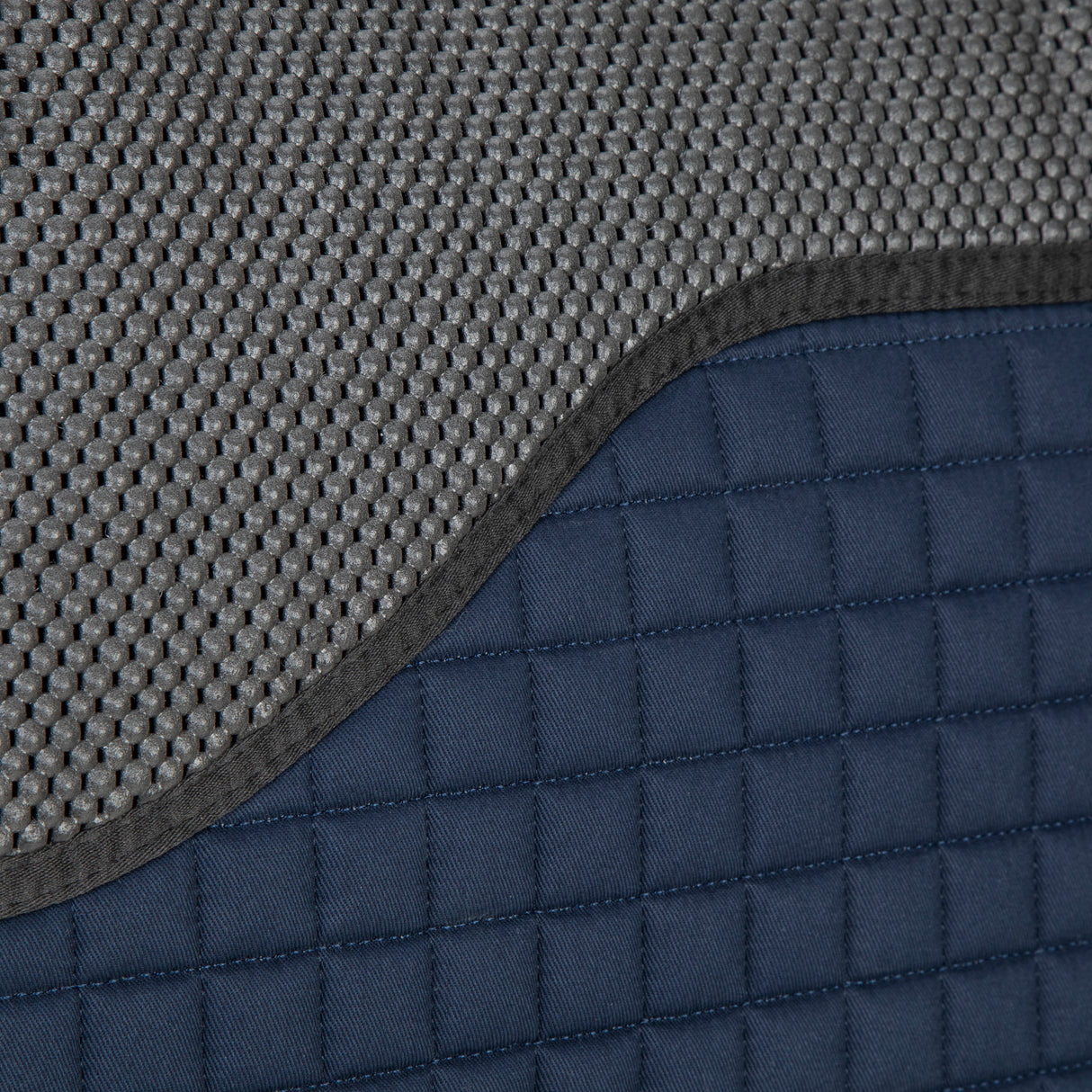 Shires ARMA Soft Grip Jump Saddlecloth #colour_navy