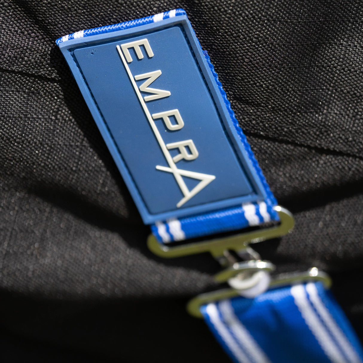 StormX Empra Extra 200g Turnout Rug with Detachable Neck