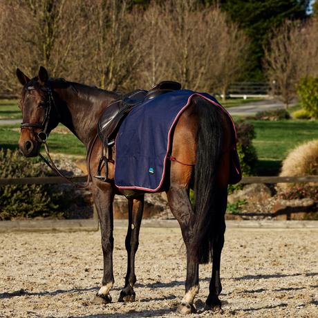 Weatherbeeta Essential Fleece Lined Quarter Sheet #colour_navy-burgundy