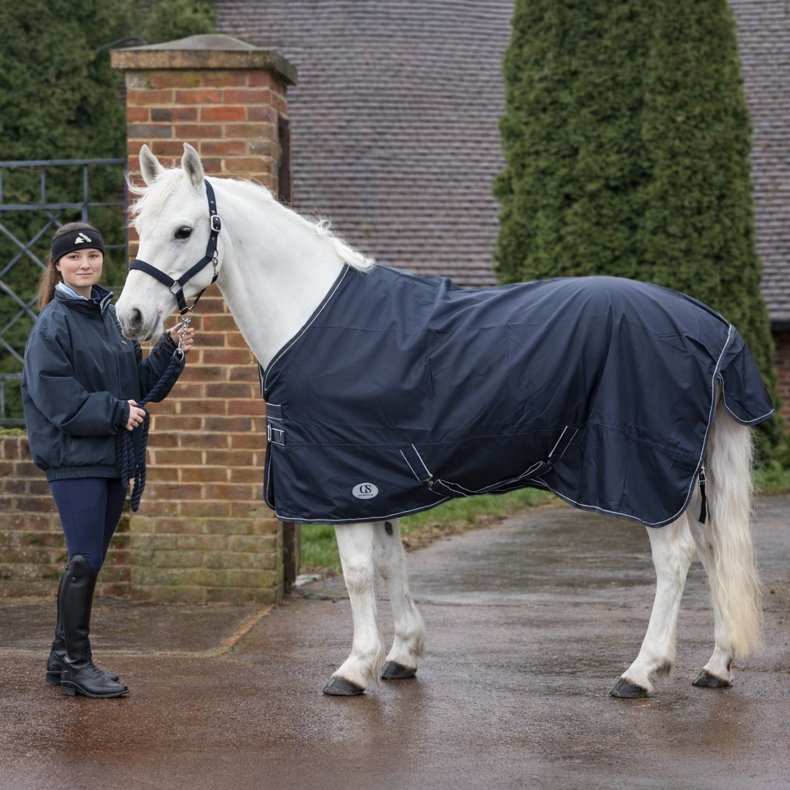 GS Equestrian 0g 840 Denier Standard Neck Turnout Rug