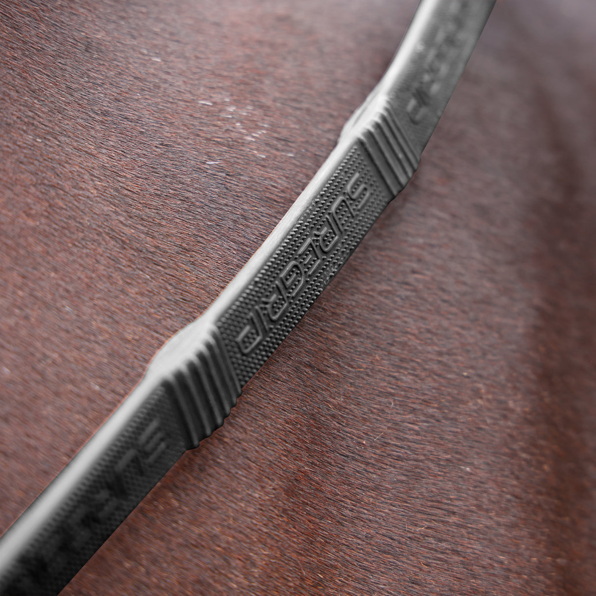 Shires Velociti LUSSO Opus SureGrip Reins #colour_black