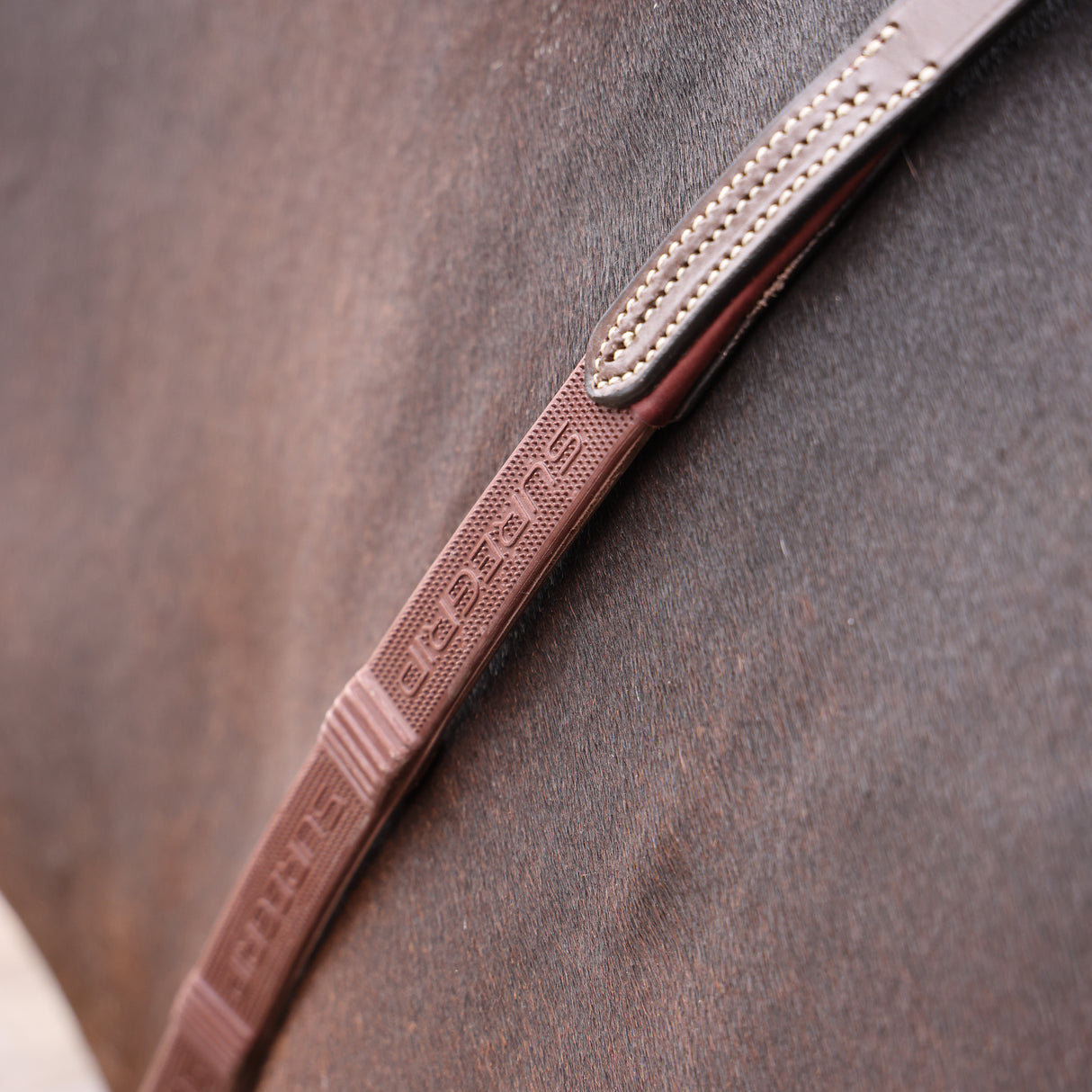 Shires Velociti LUSSO Opus SureGrip Reins #colour_havana