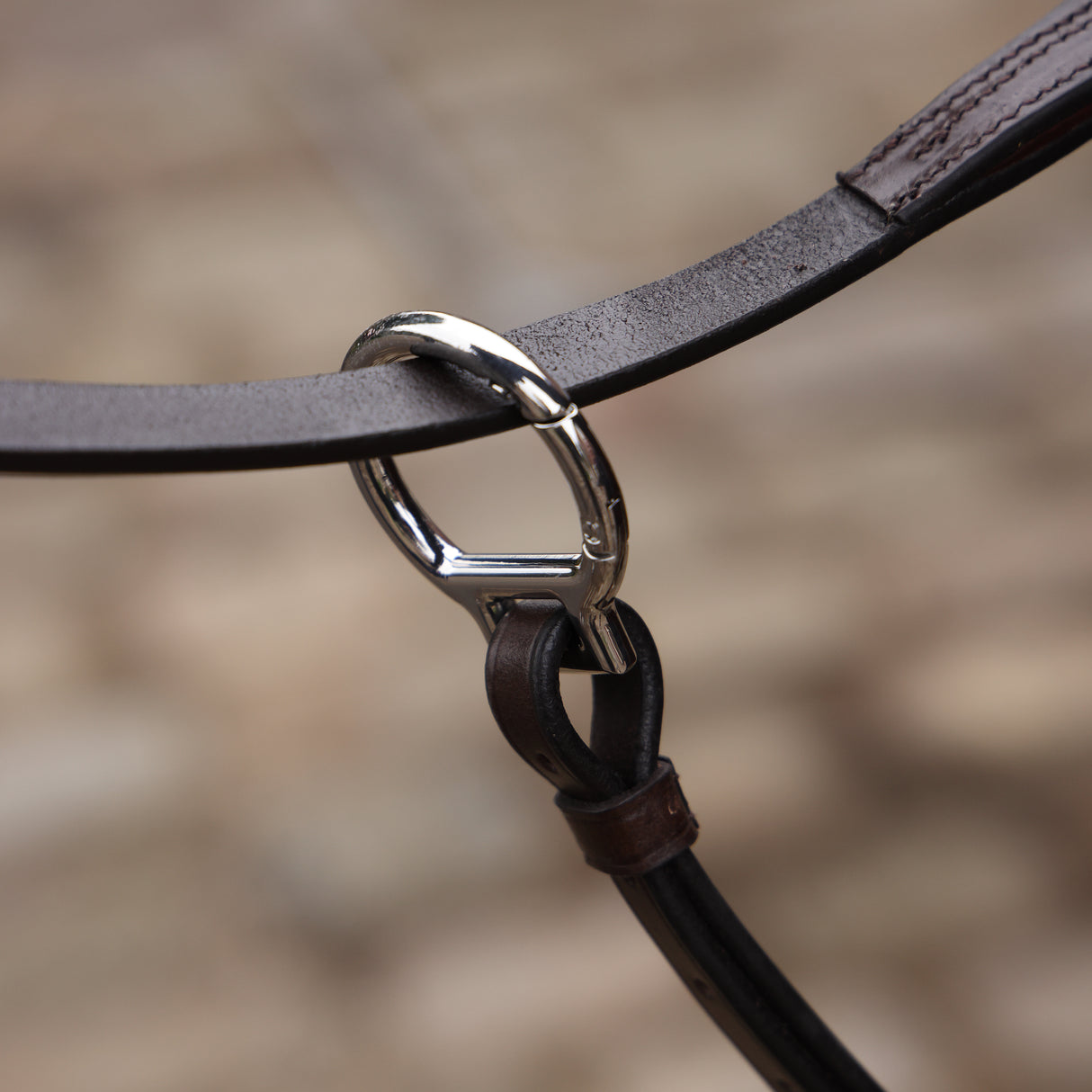 Shires Velociti LUSSO Opus Close Contact Breastplate #colour_havana