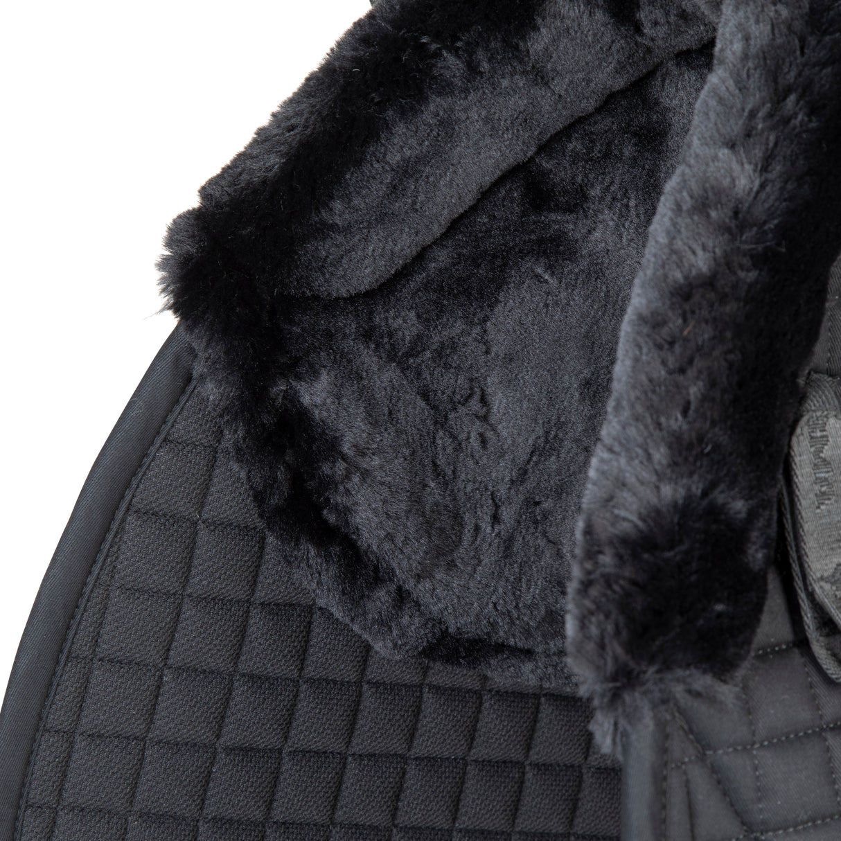 Shires ARMA SupaFleece Saddlecloth #colour_black