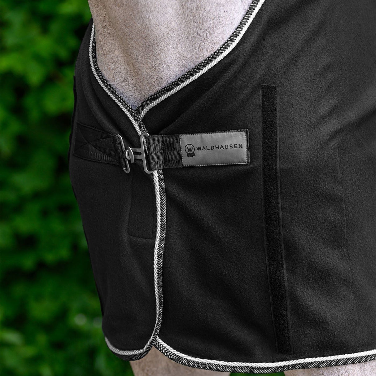 Waldhausen Economic Fleece Advertising Rug #colour_black