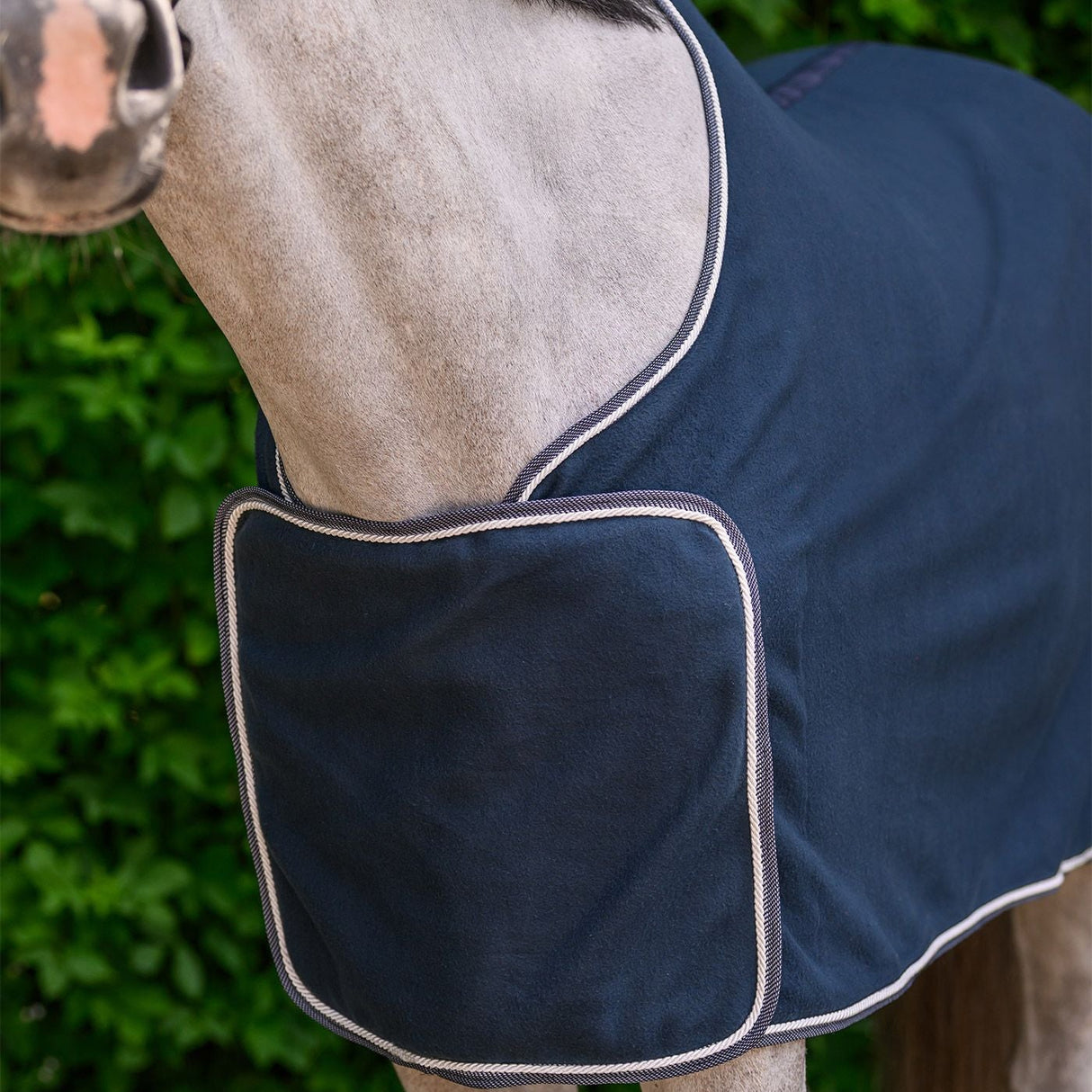 Waldhausen Economic Fleece Advertising Rug #colour_night-blue