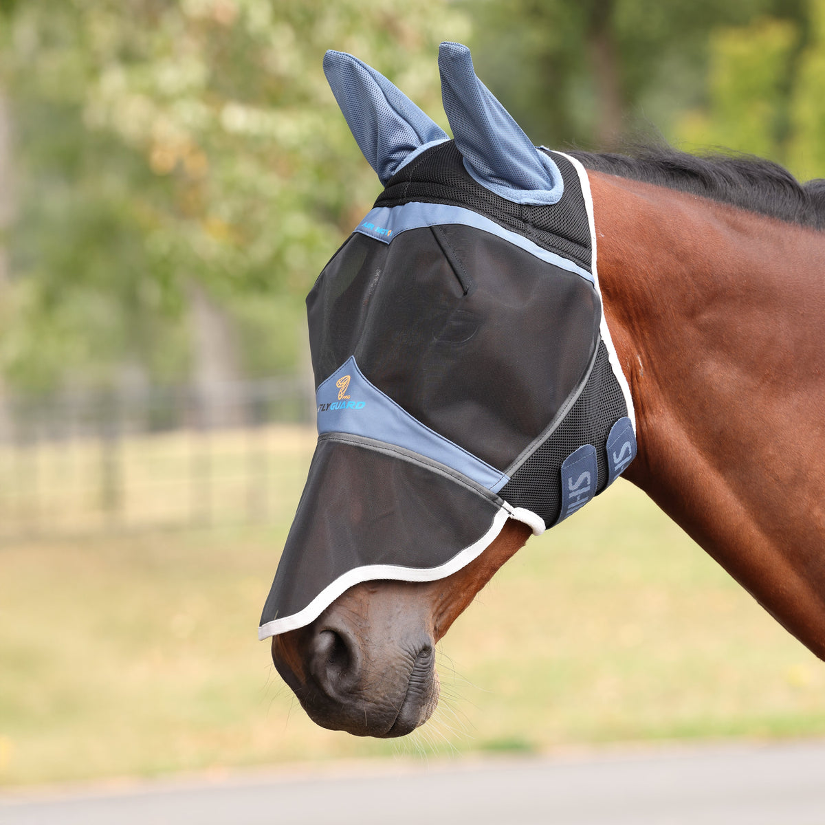 Shires FlyGuard Pro Air Motion Fliegenmaske mit Ohren und Nase