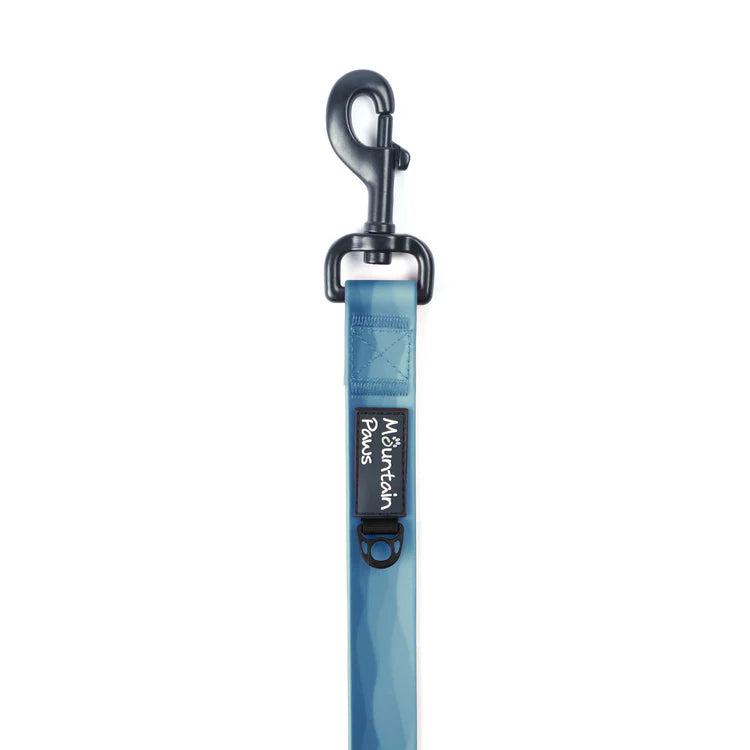 Mountain Paws Waterproof Dog Lead #colour_blue