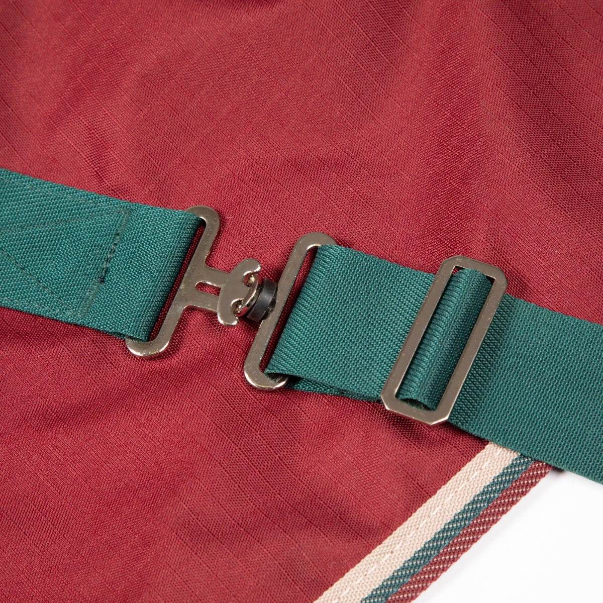 Shires Tempest Original 200g Turnout Rug #colour_maroon