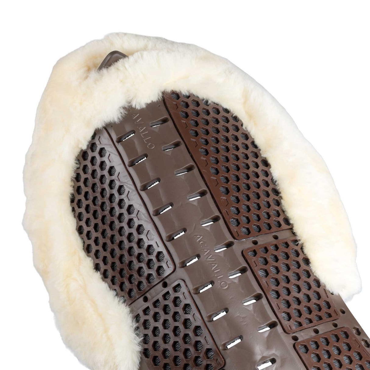 Acavallo® Piuma Aero Balance gel pad in EVA and cut-out sheepskin. Practical, lightweight, and functional.