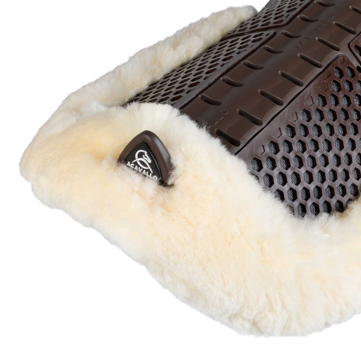 Acavallo® Piuma Aero Balance gel pad in EVA and cut-out sheepskin. Practical, lightweight, and functional.
