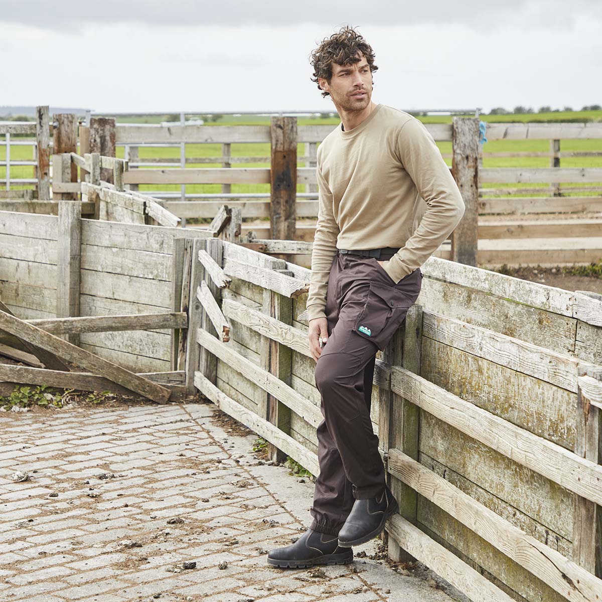 Men's Grafter Trousers - Deep Bark