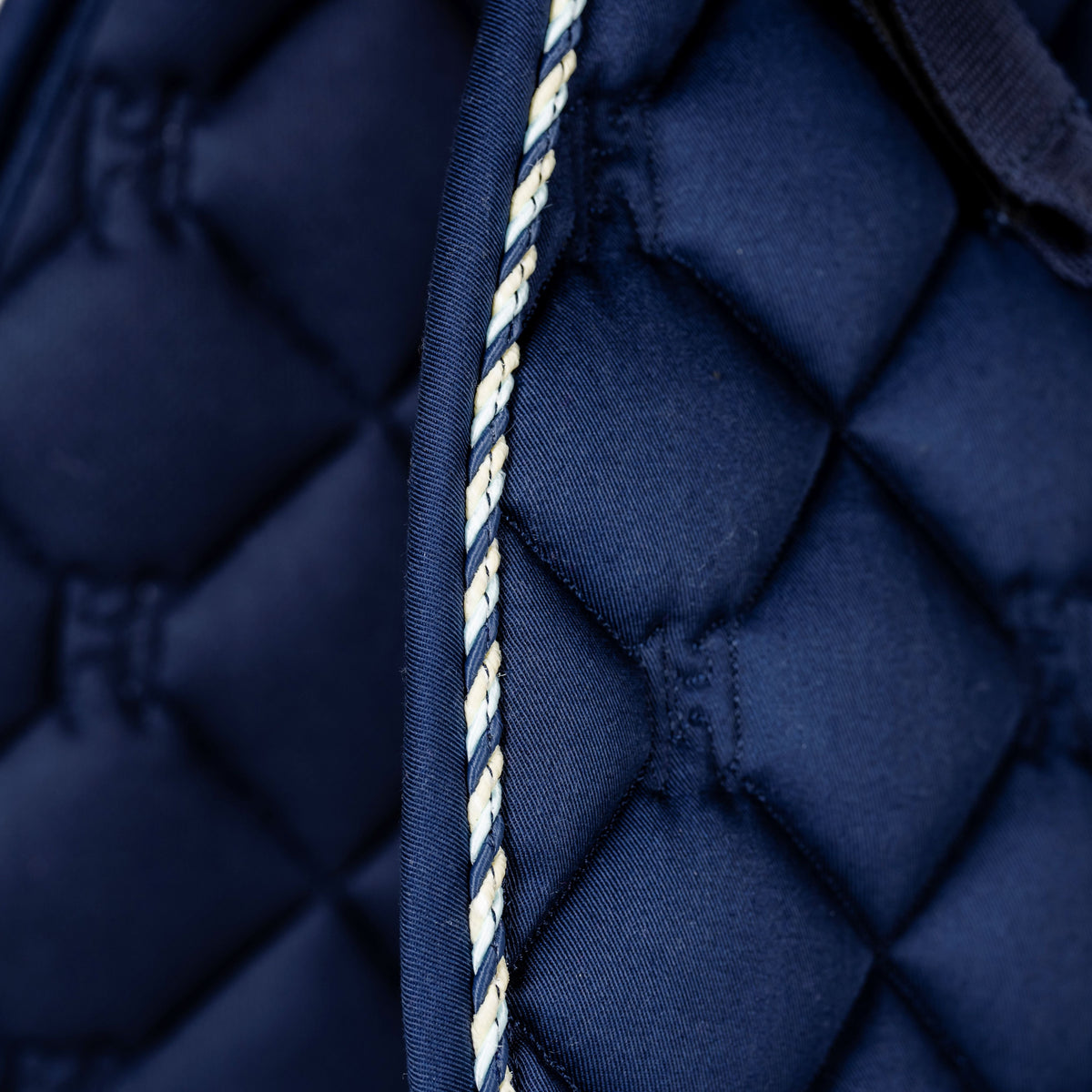 Horseware Ireland Newmarket Close Contact Saddle Pad #colour_witney-navy