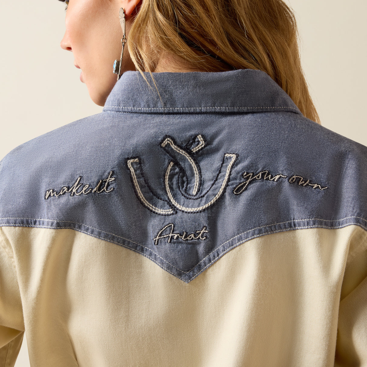 Ariat Women's Horseshoe Western Snap Shirt