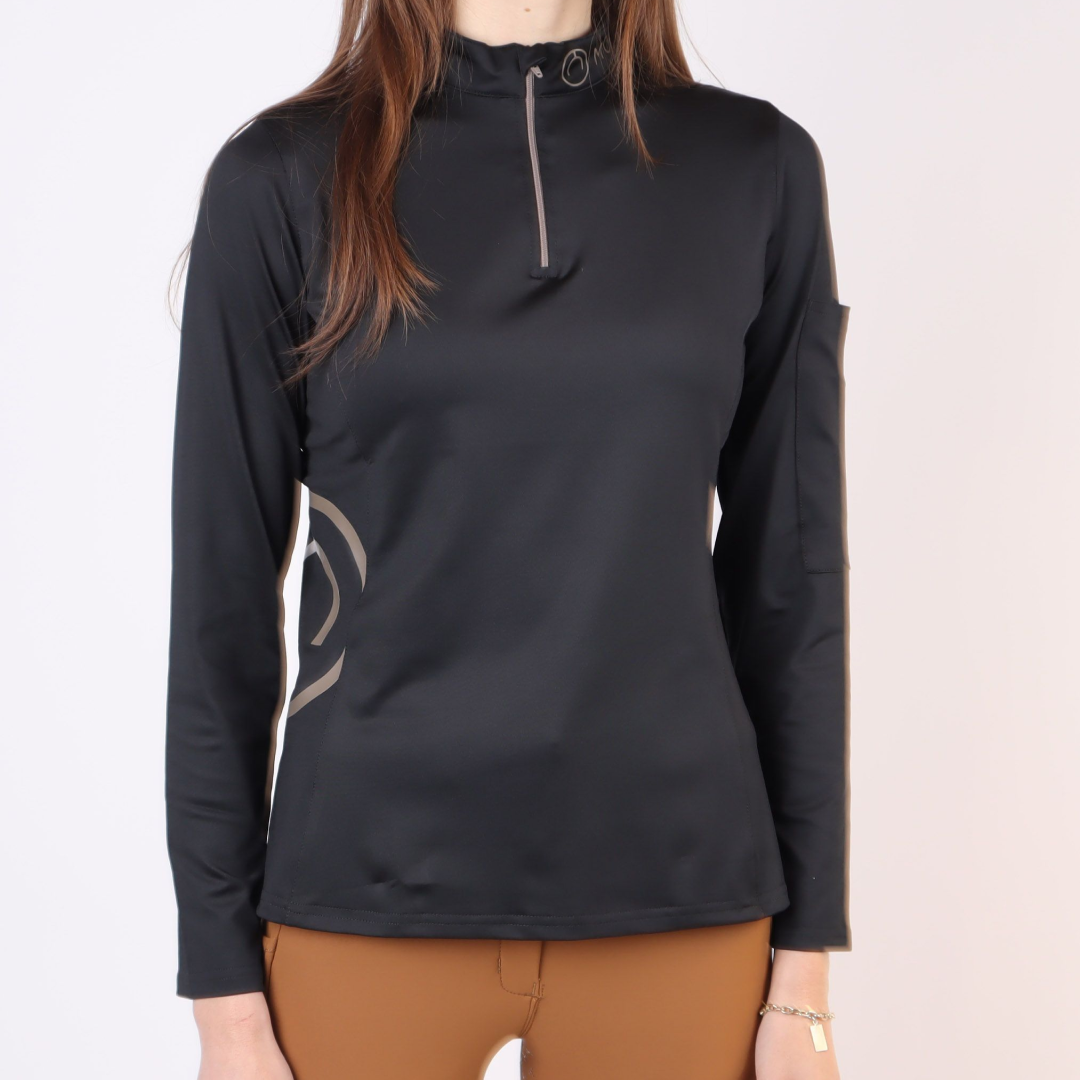 Montar Gudrun Brok Logo Polo #colour_black