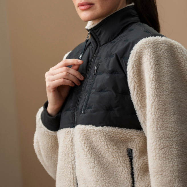 Alessandro Albanese Lorenza Zip Through Borg Fleece #colour_sand-black