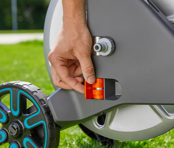 Gardena Hose Trolley CleverRoll M Metal (plastic crank handle)