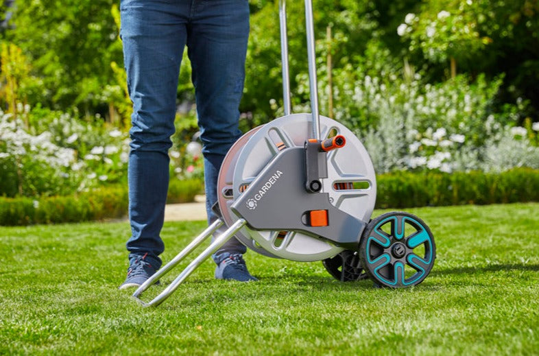 Gardena Hose Trolley CleverRoll M Metal (plastic crank handle)