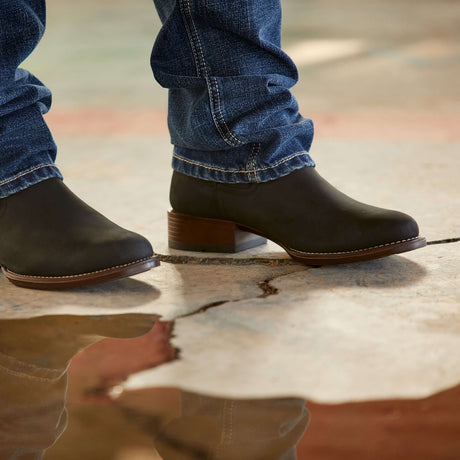 Ariat Men's Booker Ultra Round Toe Western Boot