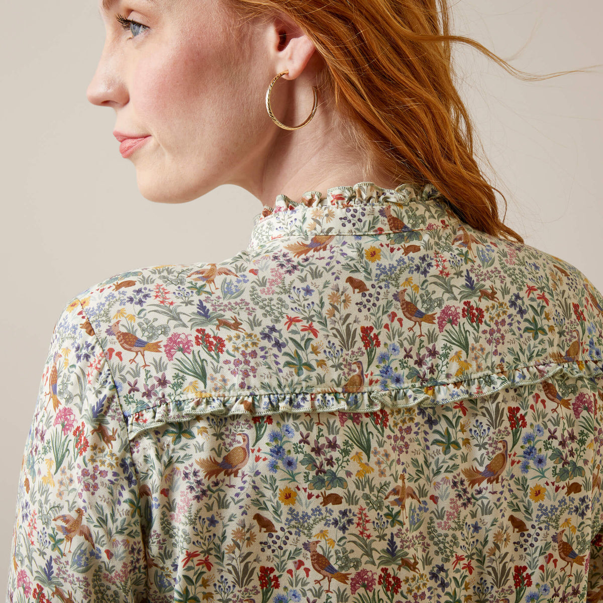 Ariat Women's Clarion Long Sleeve Blouse - Bird Print