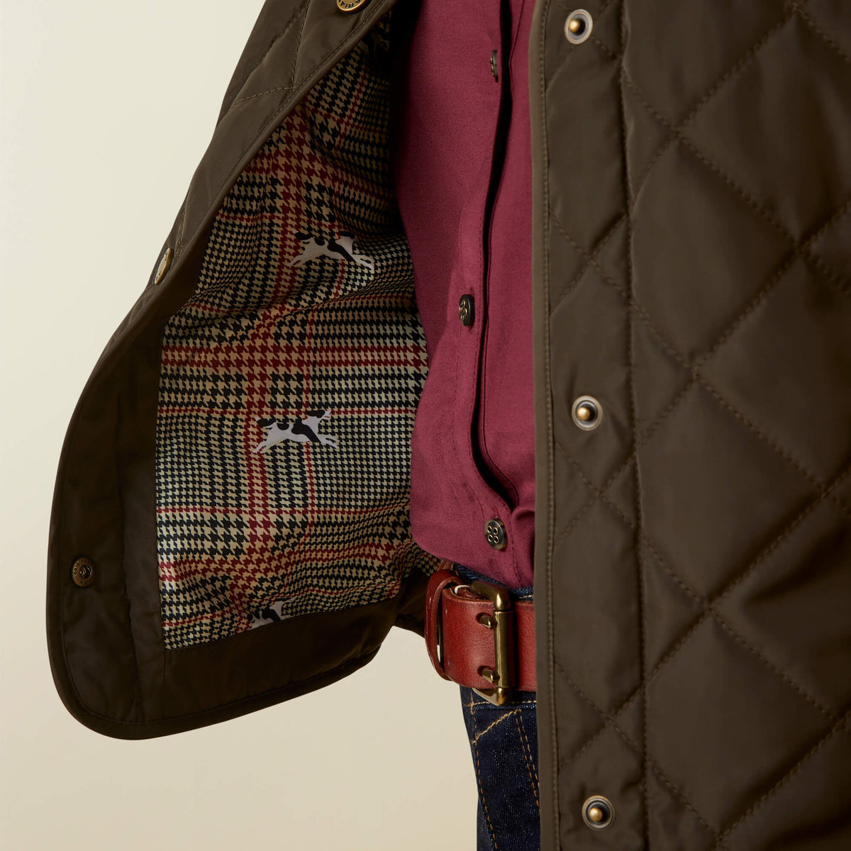 Ariat Women's Woodside Vest - Navy - Earth